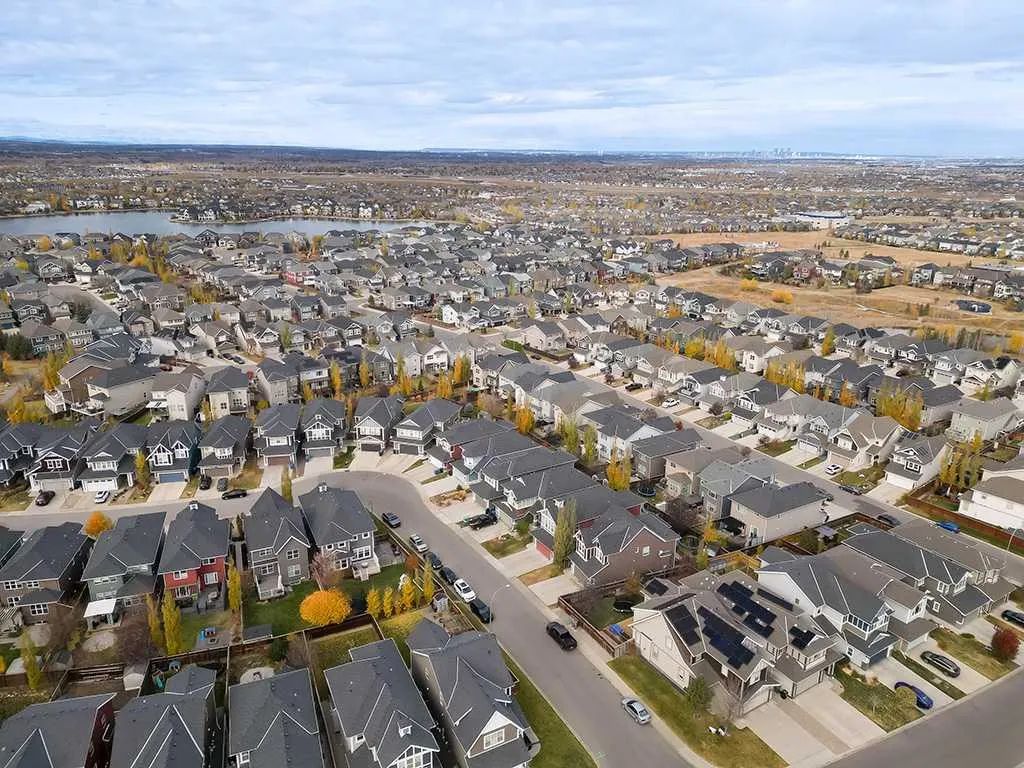 256 Auburn Springs Close SE