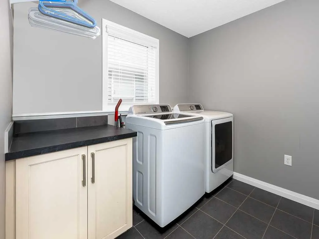 256 Auburn Springs Close SE