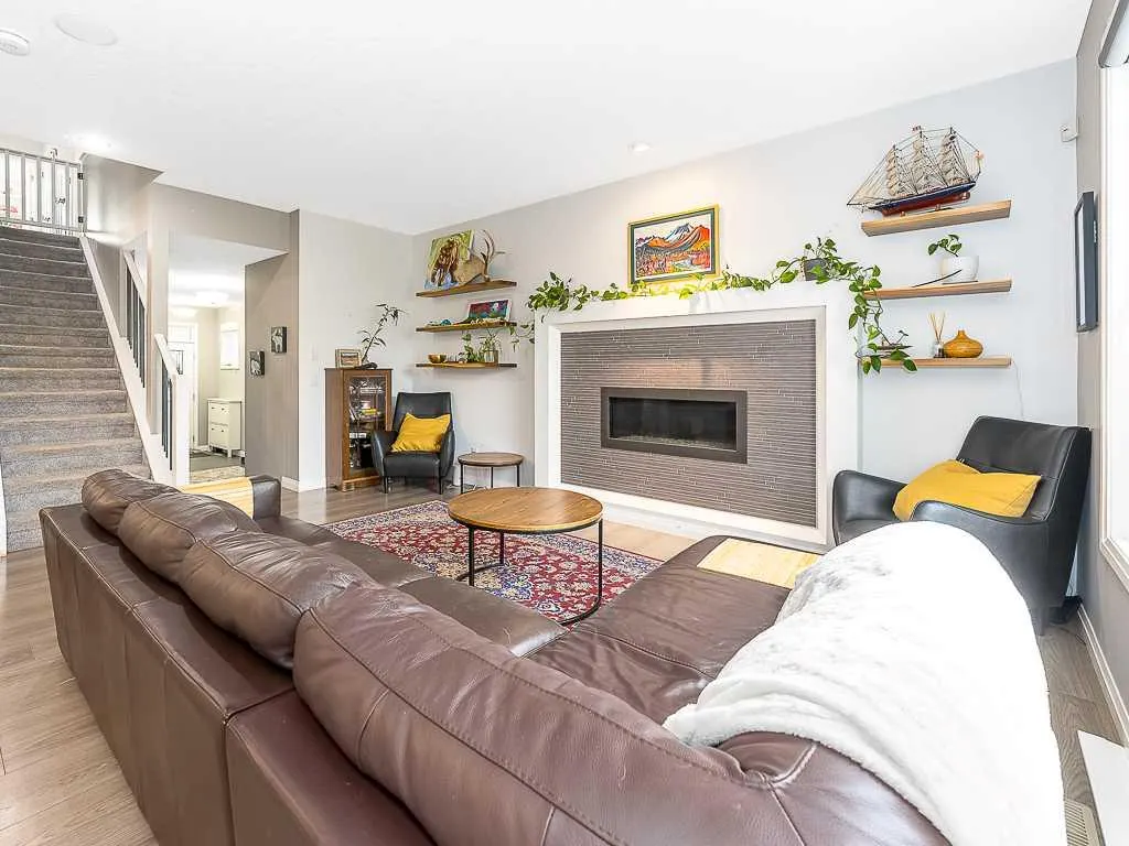 256 Auburn Springs Close SE