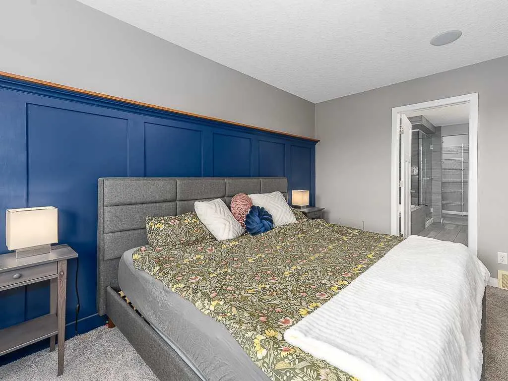 256 Auburn Springs Close SE