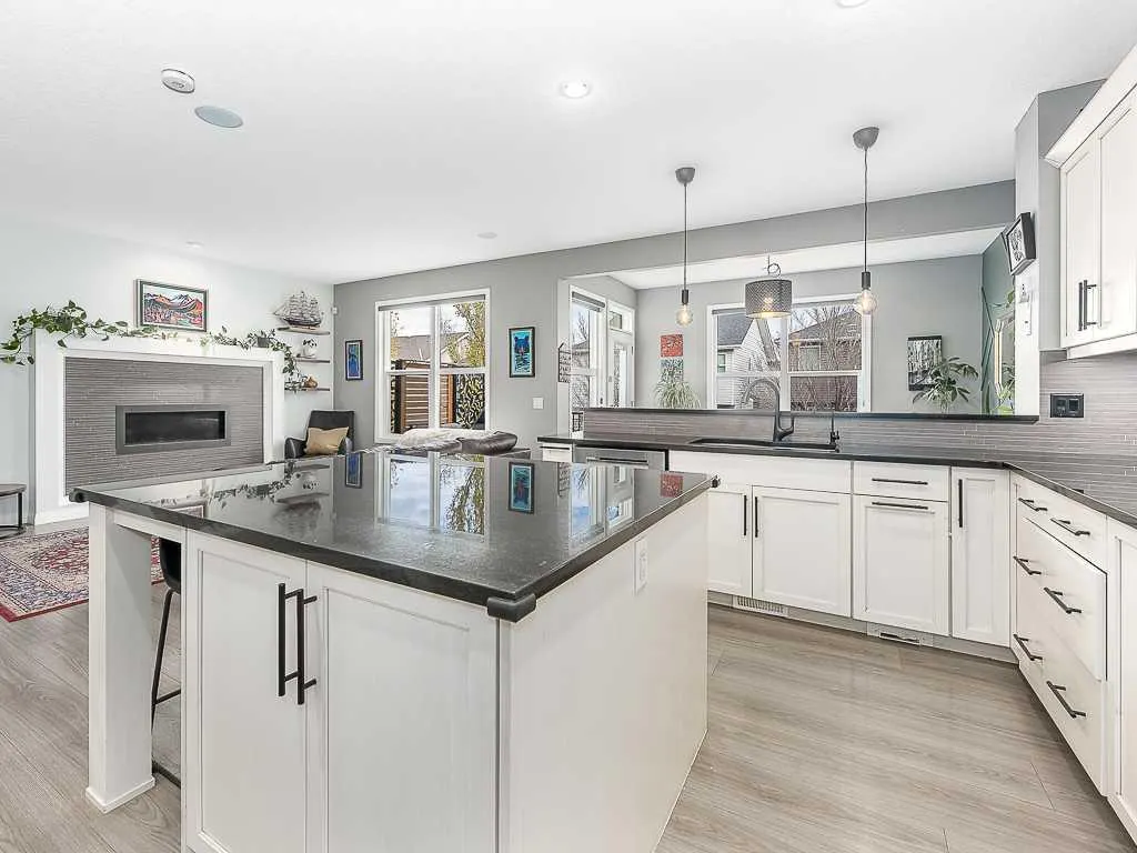 256 Auburn Springs Close SE