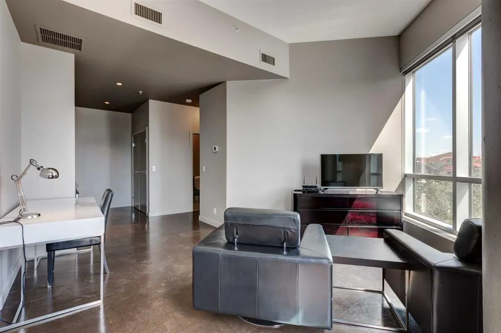 220 12 Avenue SE, #501