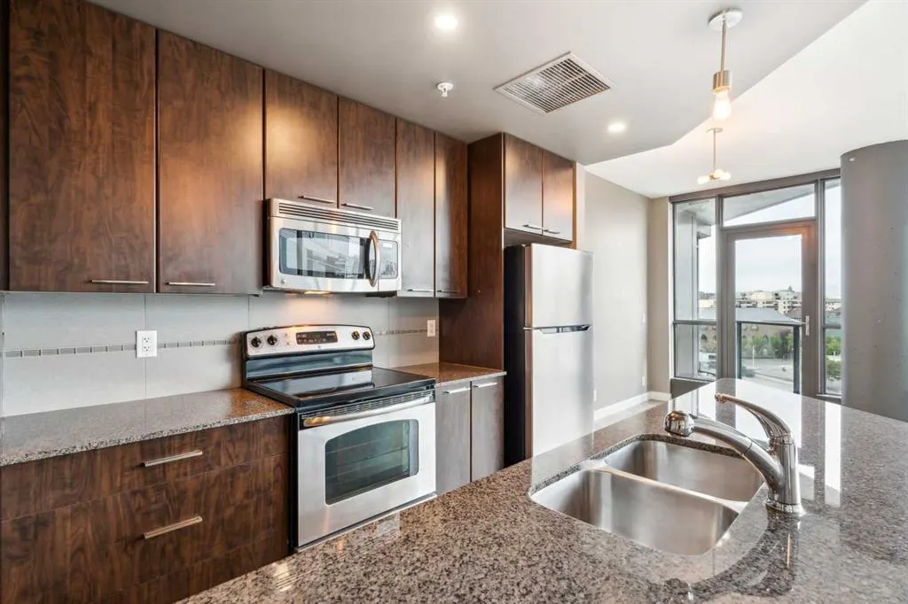 220 12 Avenue SE, #501