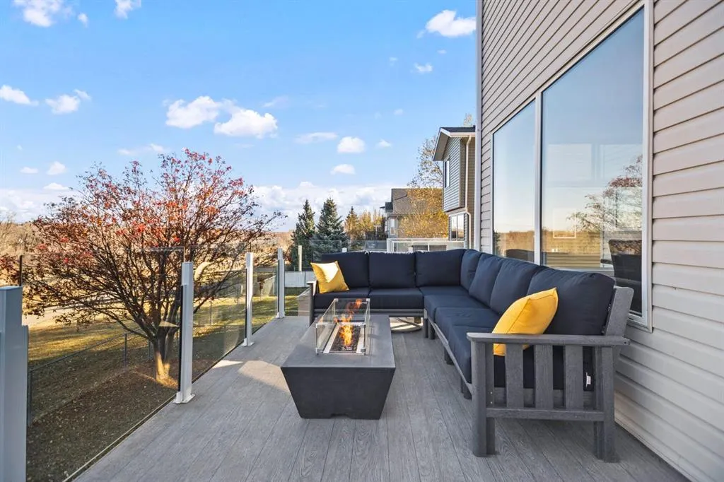 50 Sheep River Crescent