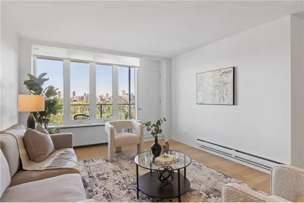 3204 Rideau Place SW, #708