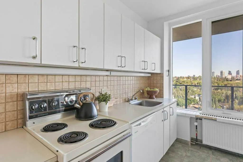 3204 Rideau Place SW, #708