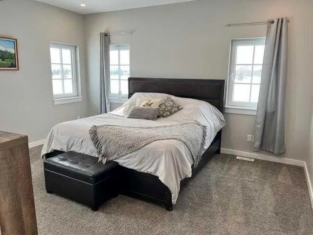 1049 Alberta Avenue, #11