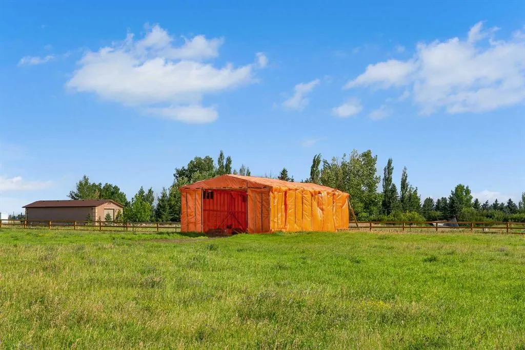 8 Prairie View Place