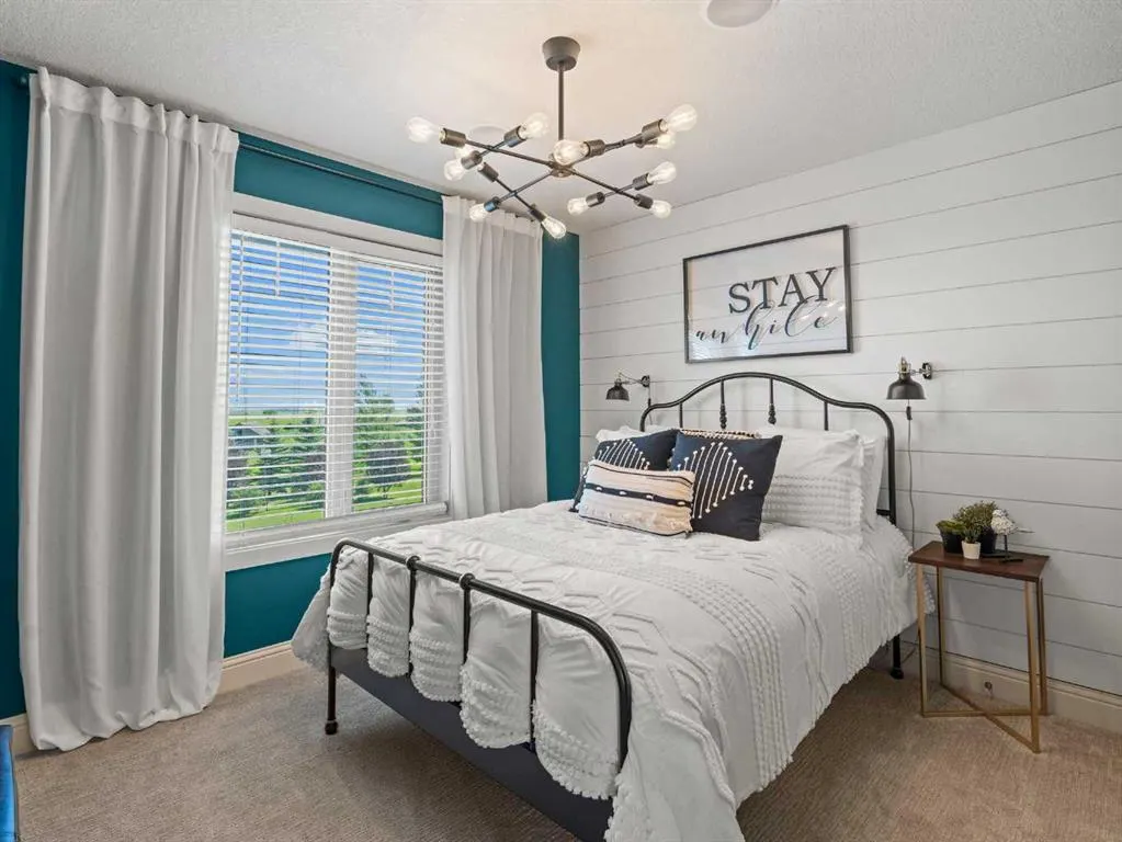 18 Sunset Ridge Drive