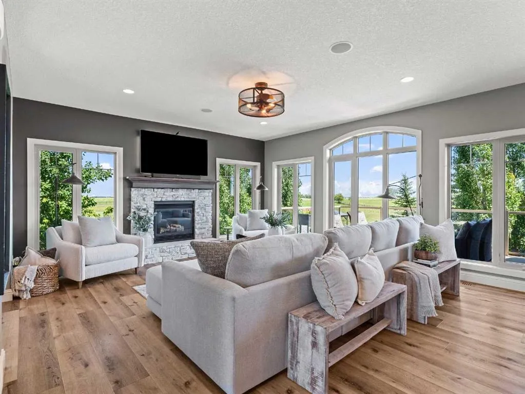 18 Sunset Ridge Drive