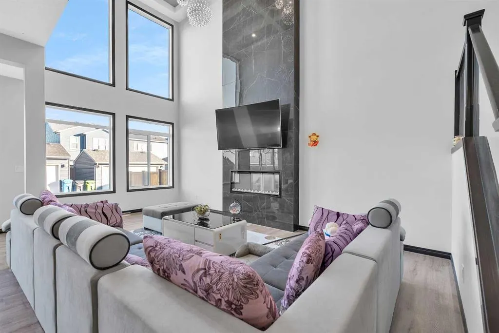 56 Wolf Creek Street SE