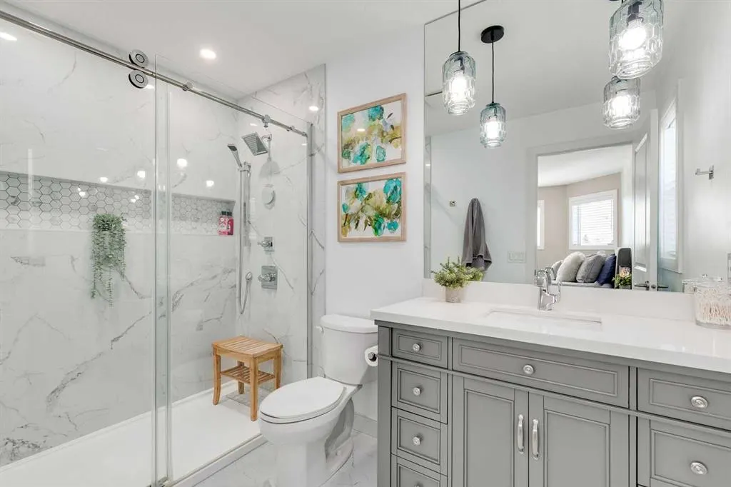 1719 Woodside Boulevard NW