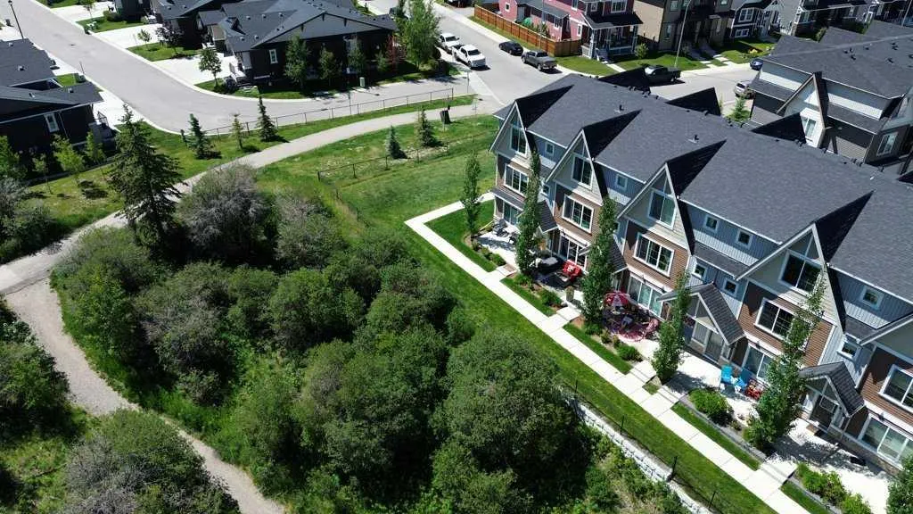 250 Fireside View, #2202