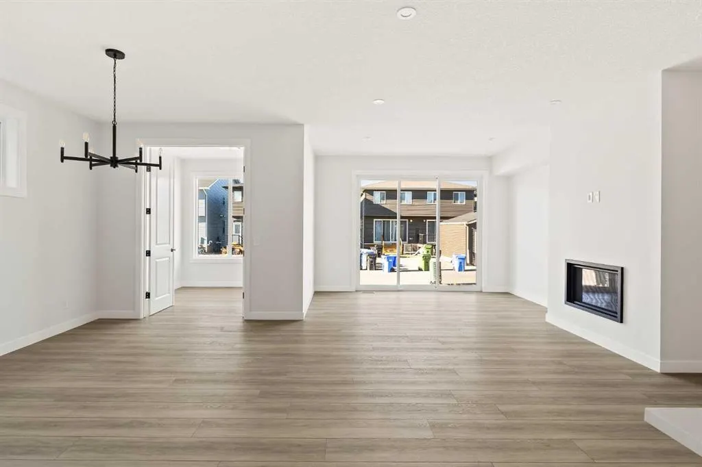 152 Creekstone Circle SW