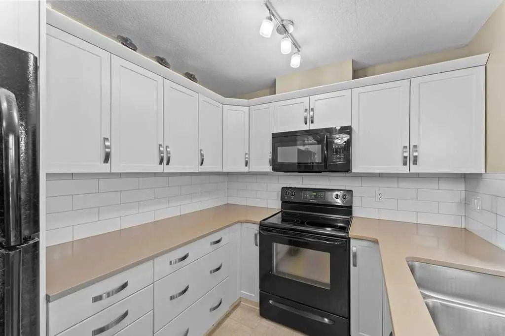 115 Prestwick Villas SE, #3208