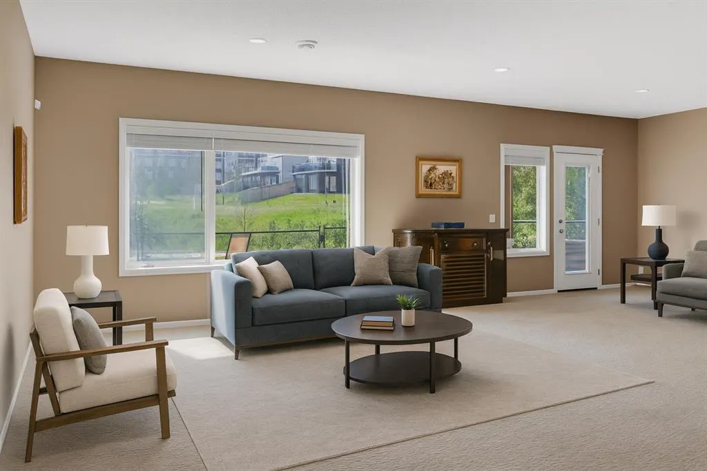 68 Nolanlake View NW