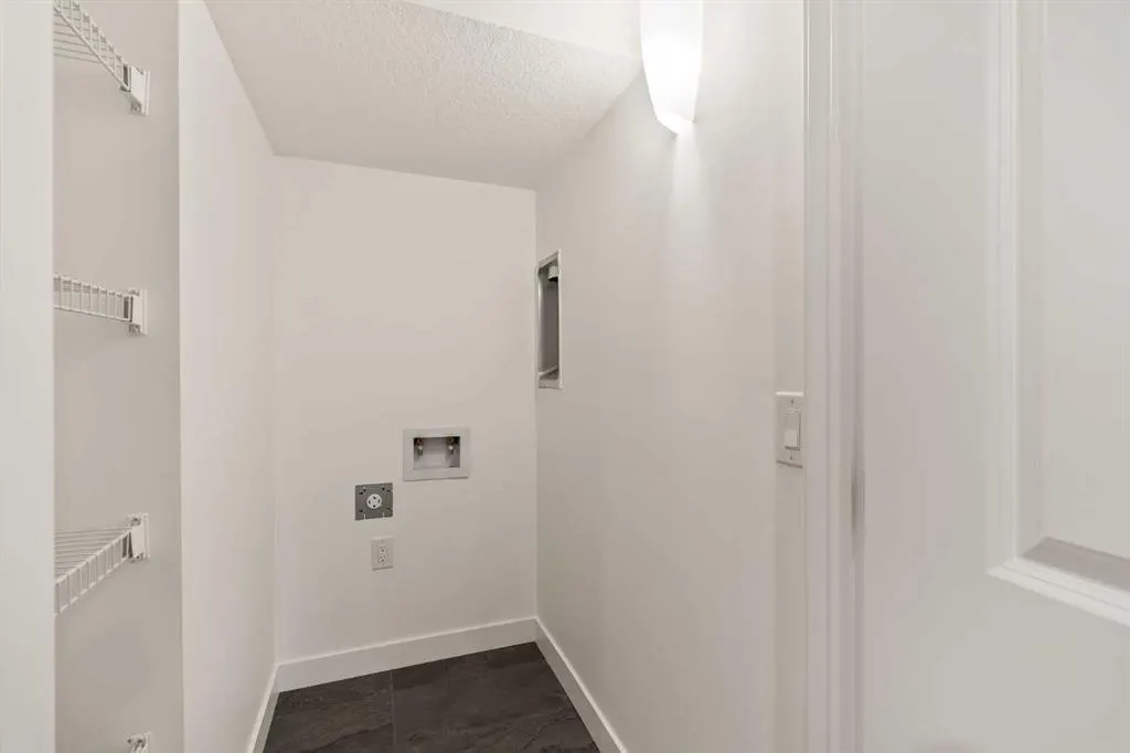 168 Creekstone Circle SW