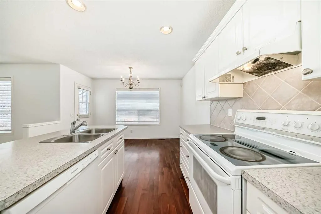 8 Cranfield Place SE