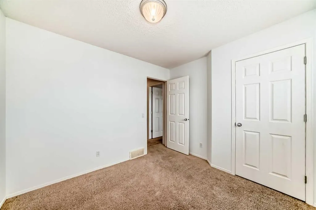 8 Cranfield Place SE