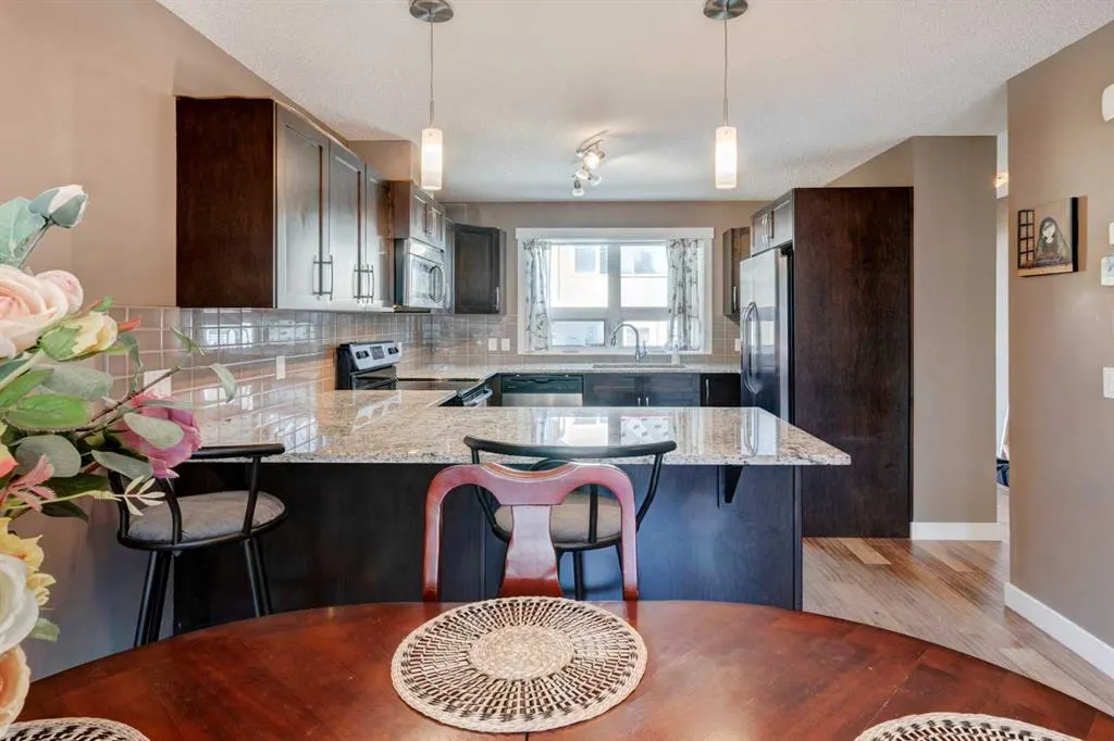 336 Covecreek Circle NE