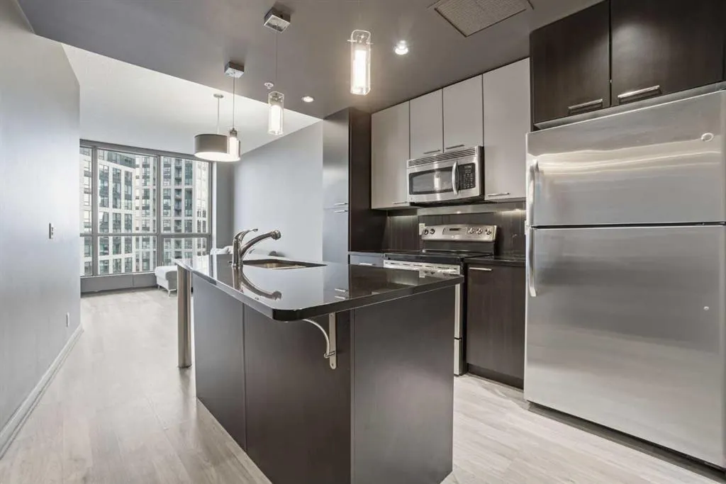 220 12 Avenue SE, #2207