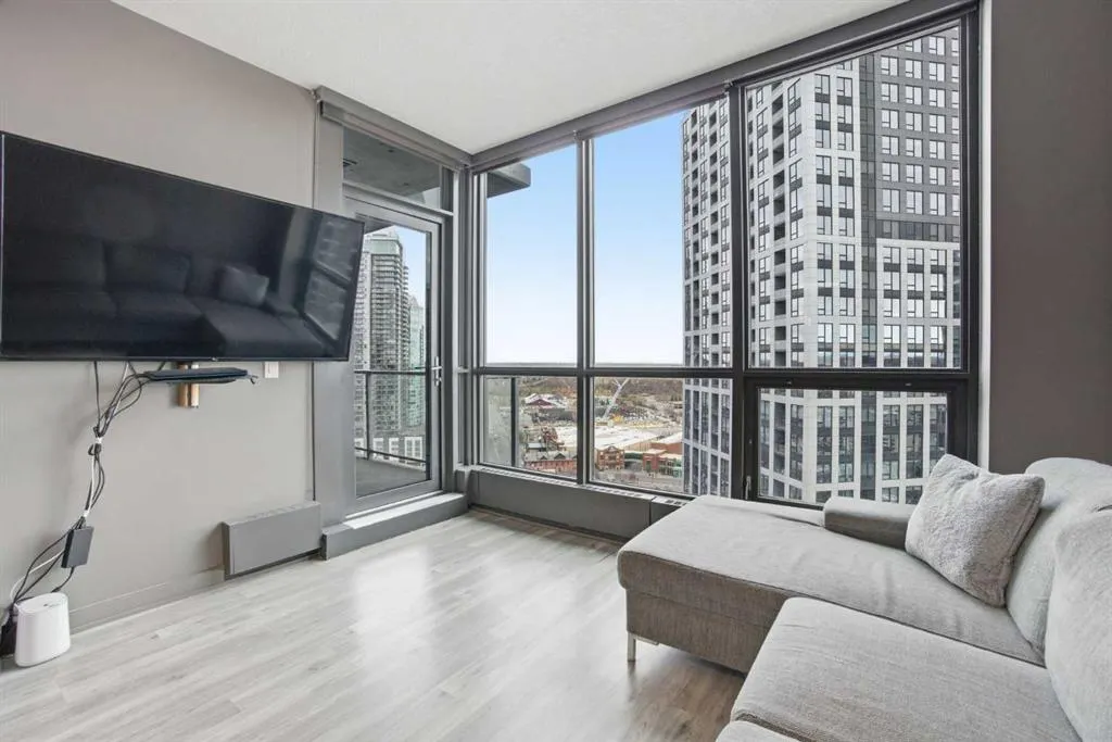 220 12 Avenue SE, #2207