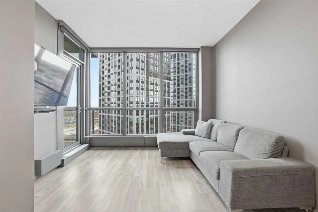 220 12 Avenue SE, #2207