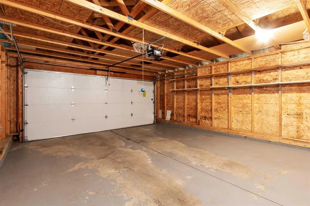 131 Tipping Close SE