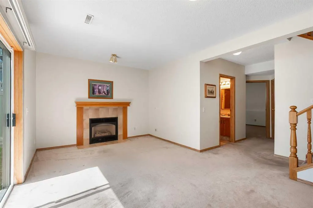 131 Tipping Close SE