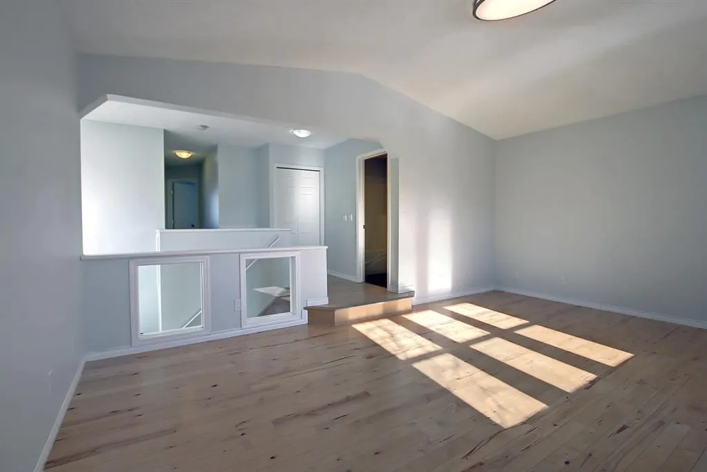 25 Panamount Crescent NW