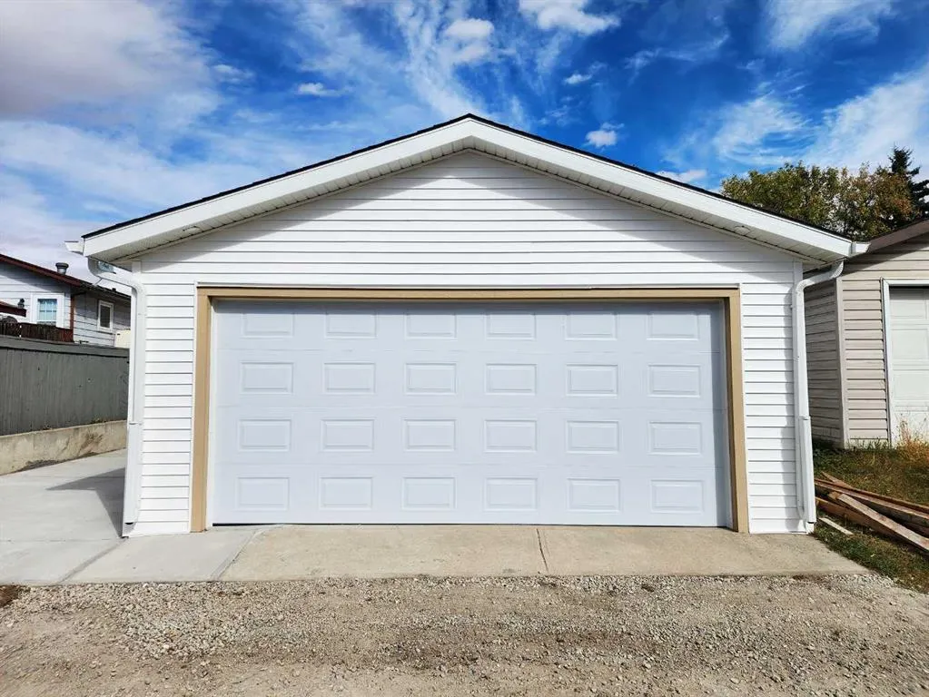 99 Abingdon Crescent NE