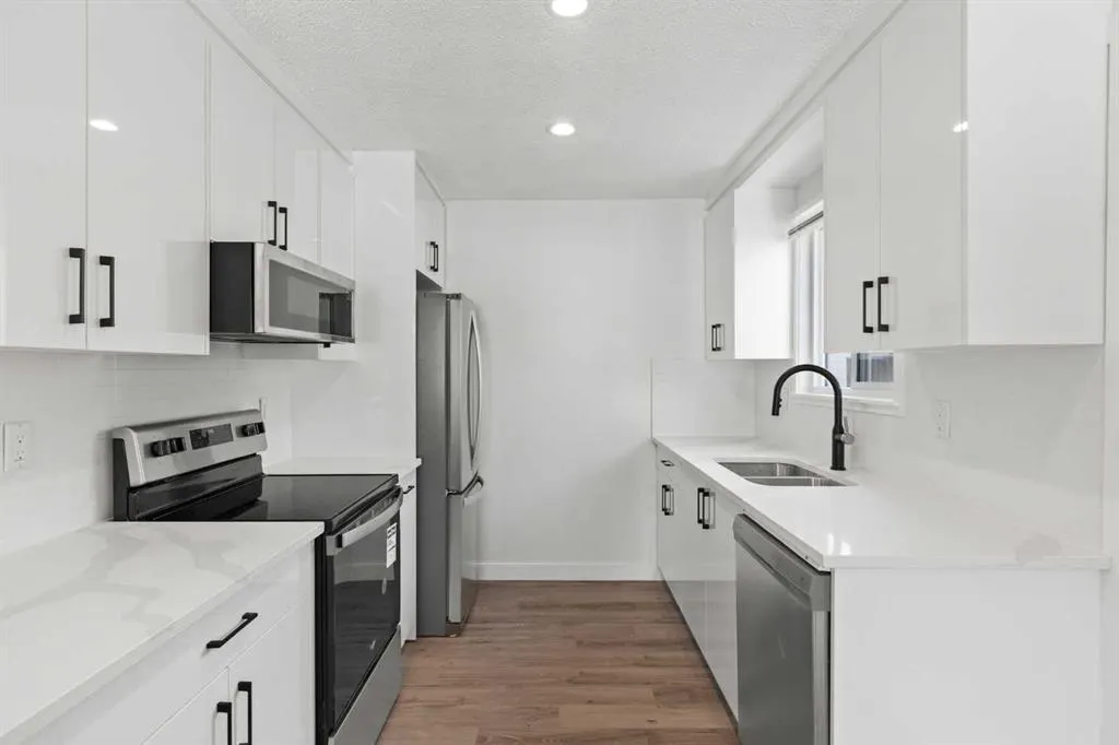 99 Abingdon Crescent NE