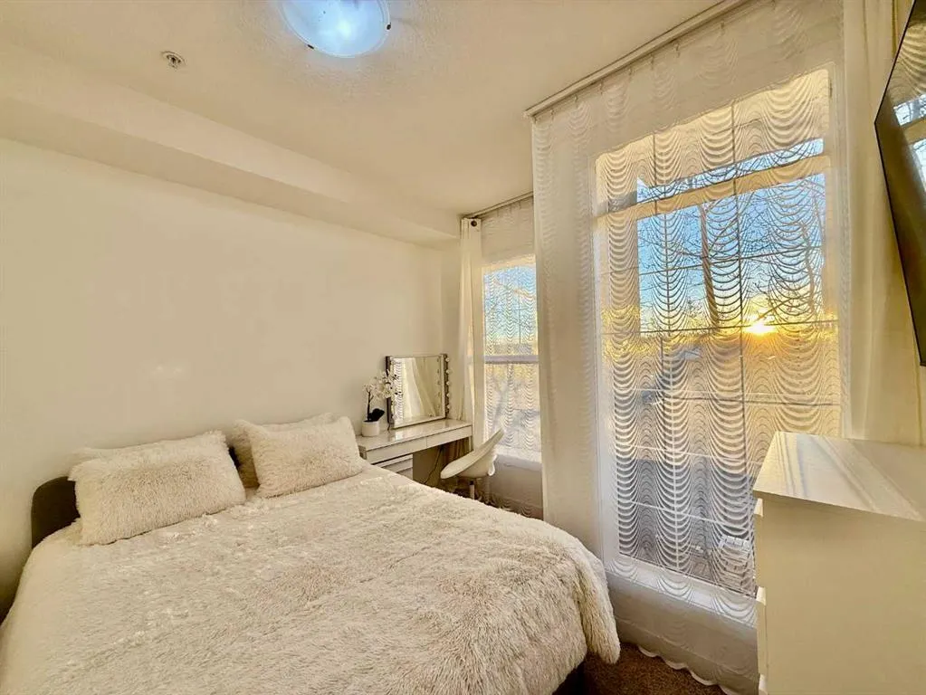 15304 Bannister Road SE, #220