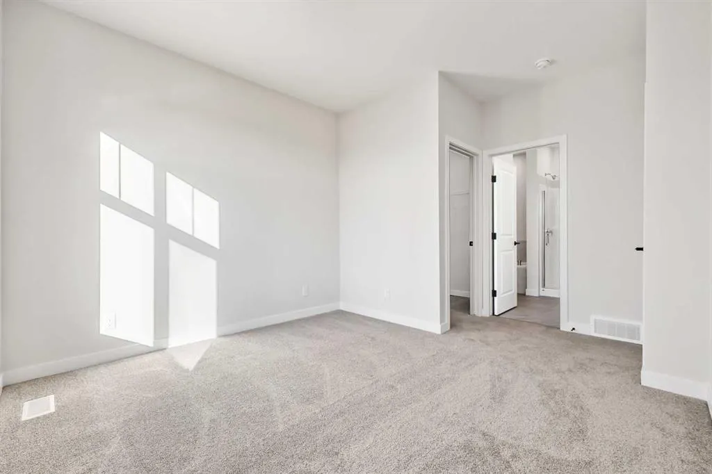 185 Mahogany Gardens SE, #502