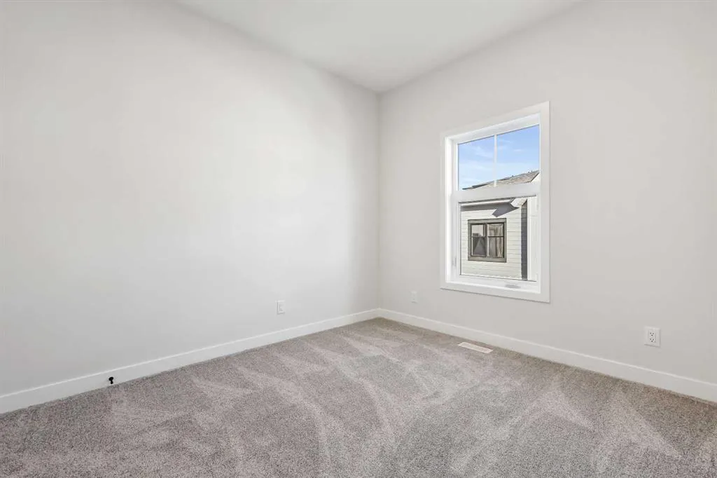 185 Mahogany Gardens SE, #502