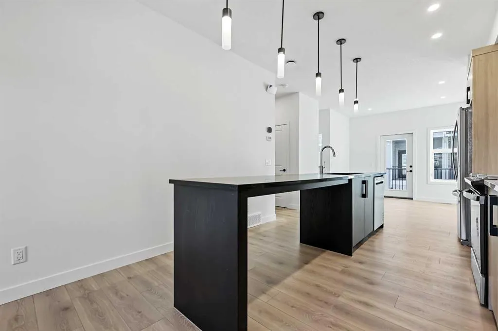 157 Mahogany Gardens SE