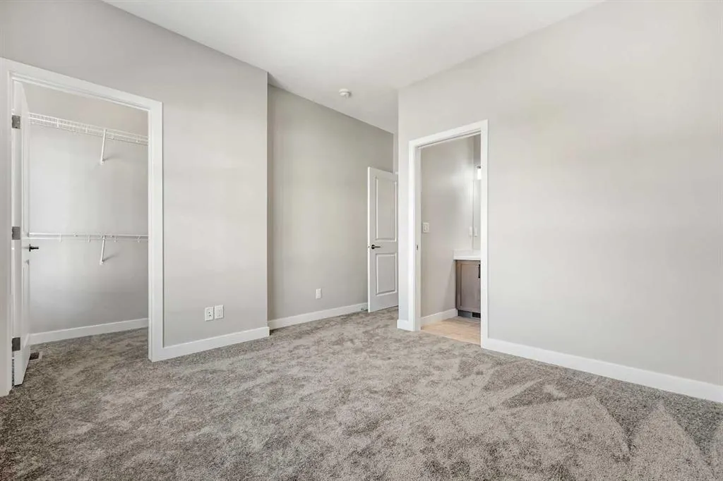 153 Mahogany Gardens SE