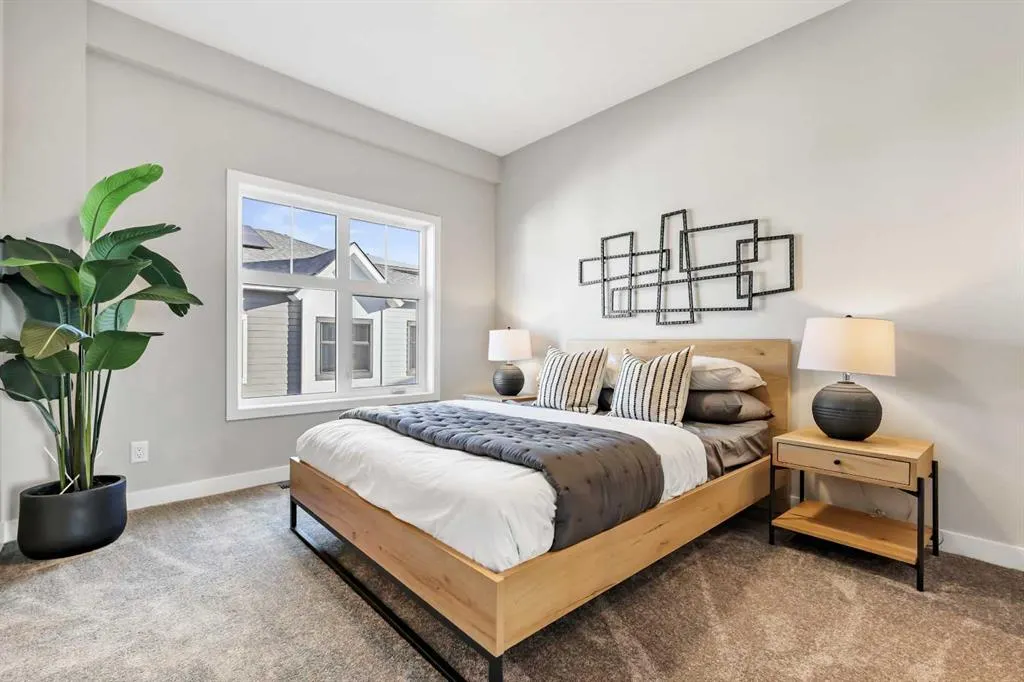 185 Mahogany Gardens SE, #402