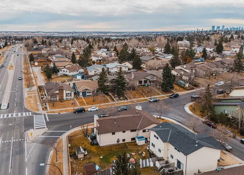 8428 Berkley Road NW