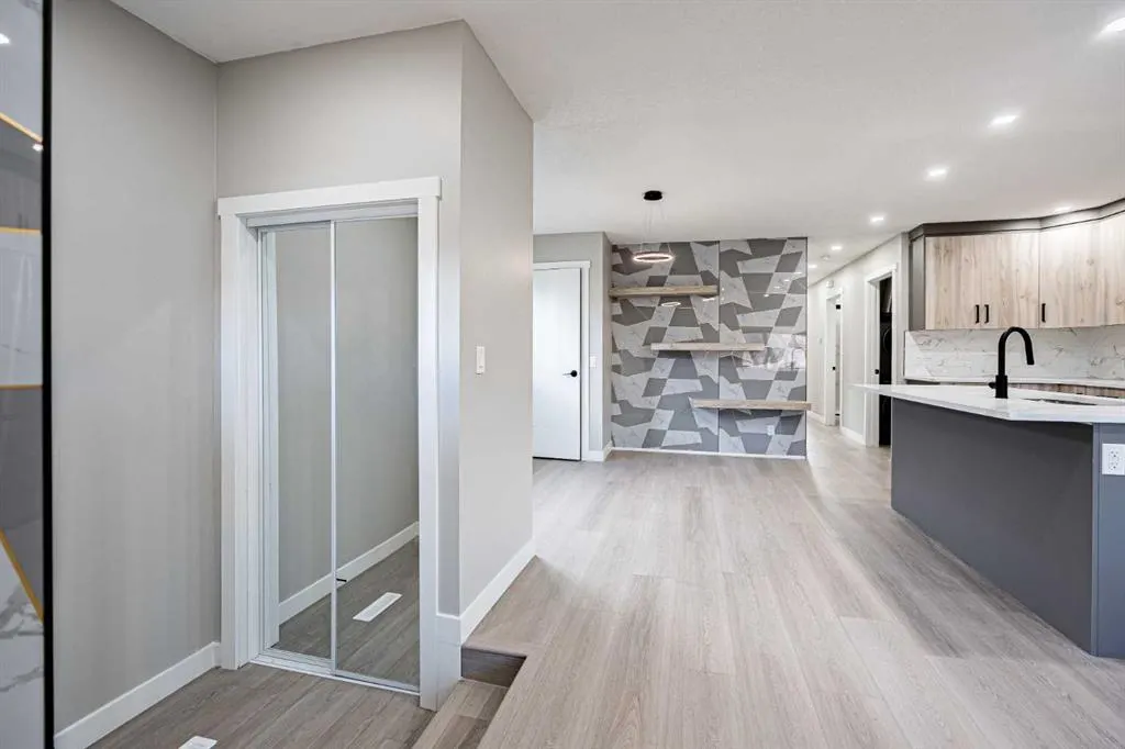 8428 Berkley Road NW