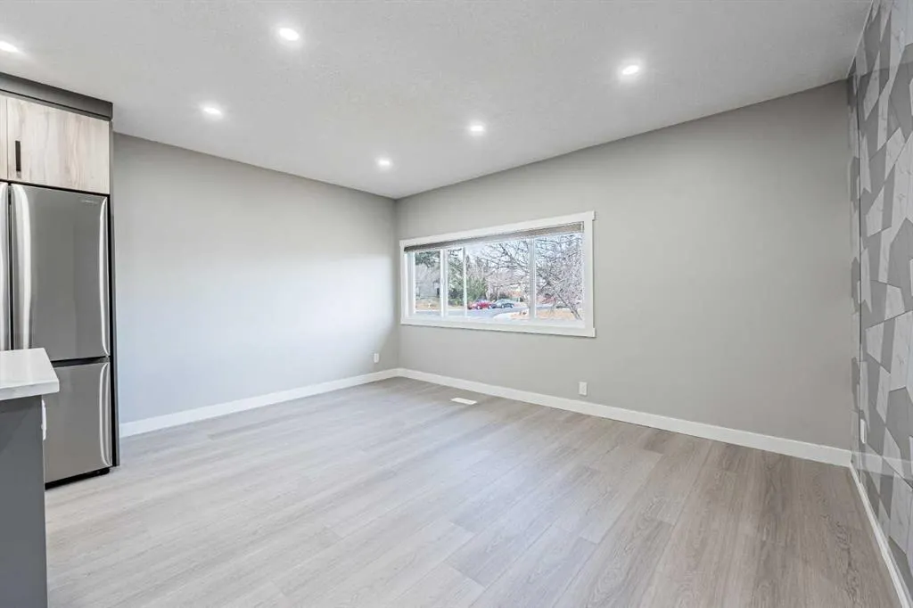 8428 Berkley Road NW