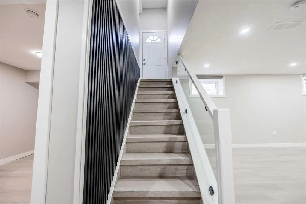 8428 Berkley Road NW