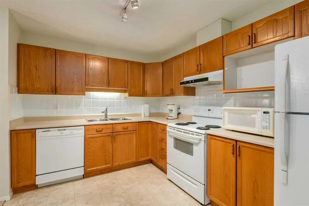 3204 Sienna Park Green SW #3204