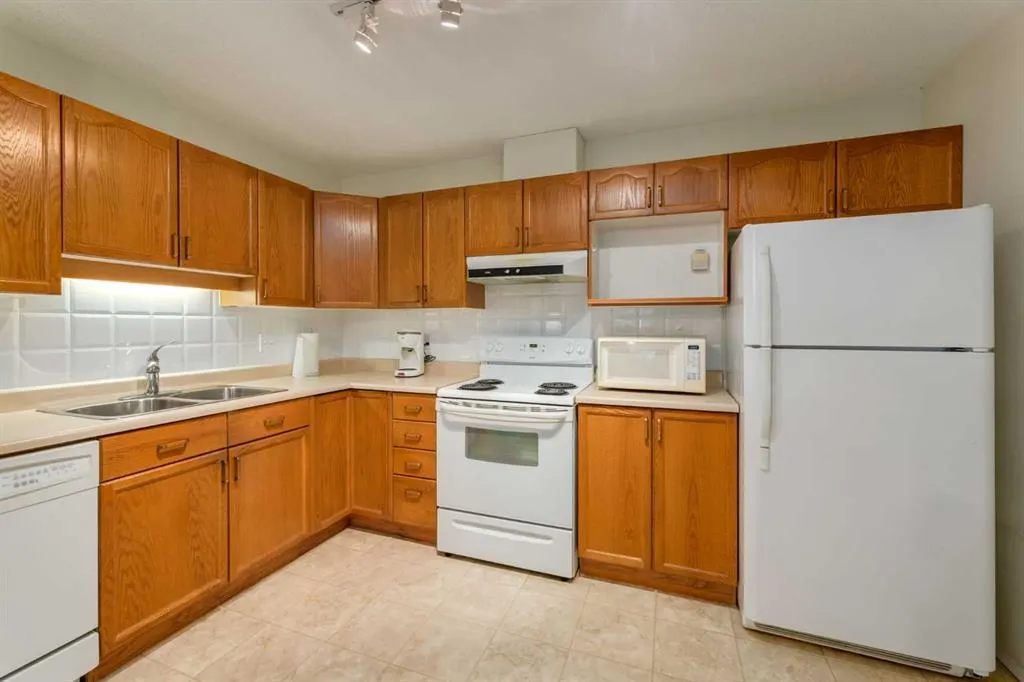 3204 Sienna Park Green SW #3204
