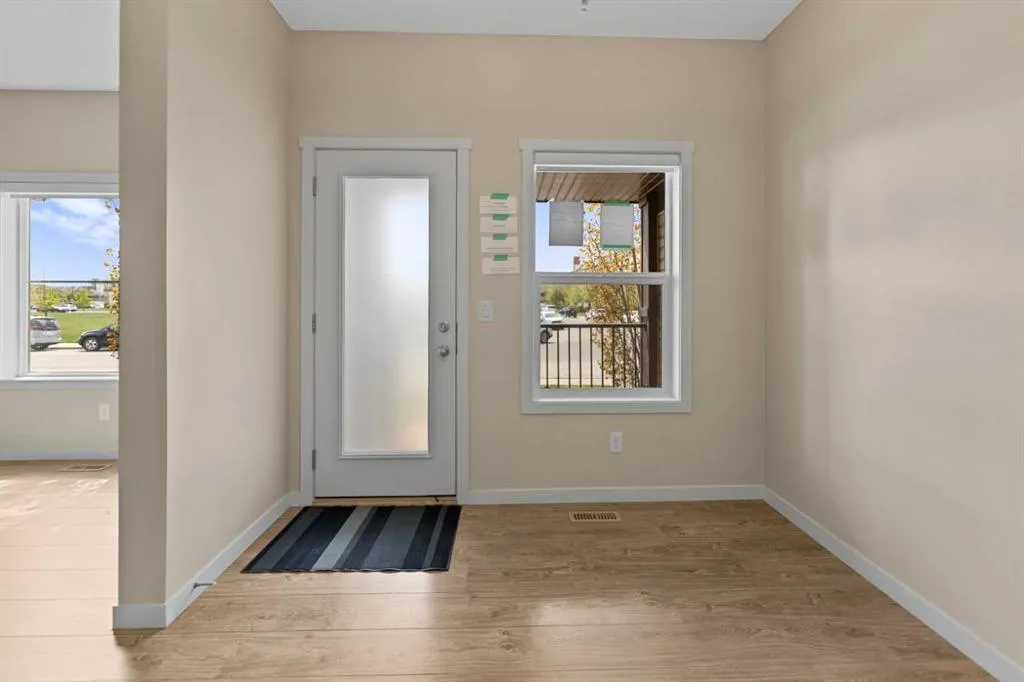 81 Copperpond Landing SE
