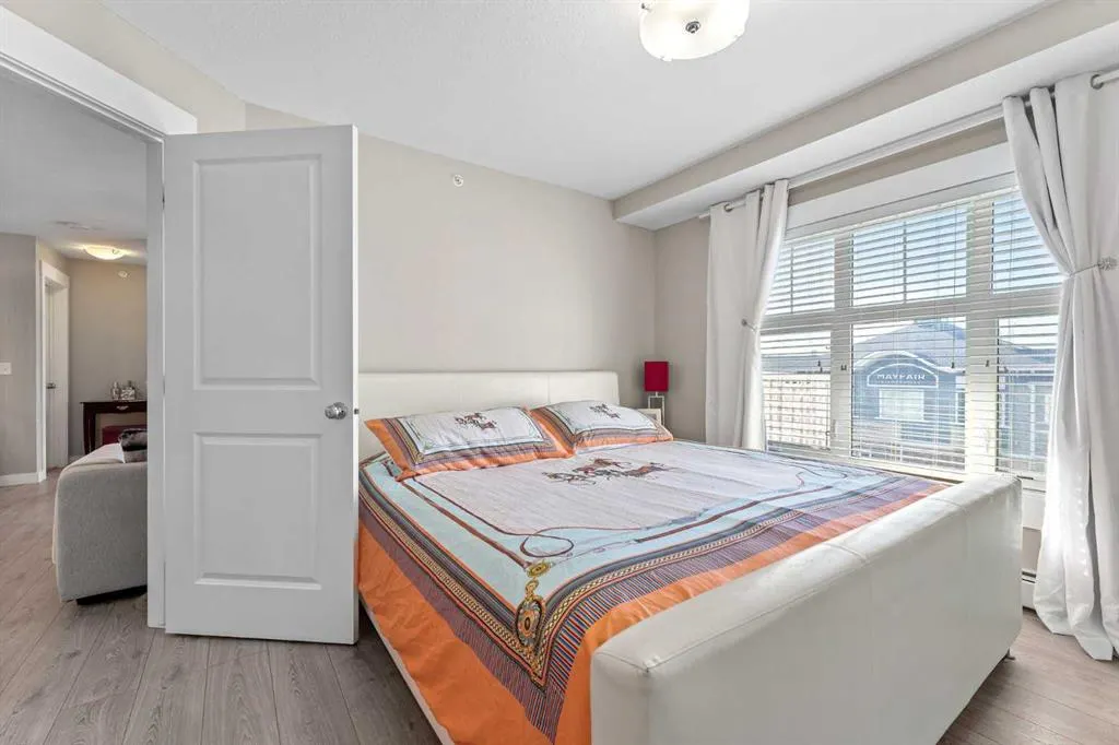 11 Mahogany Row SE #3407