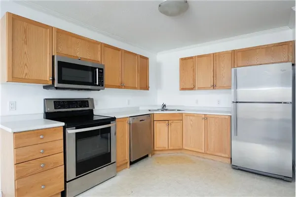 253 Gregoire Drive #207