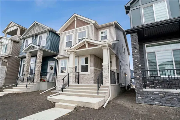 17 Creekview Manor SW