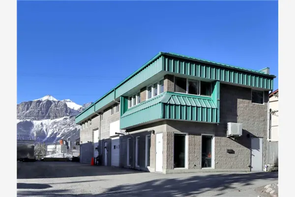 108 Boulder Crescent #2