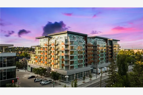 110 18A Street NW #402